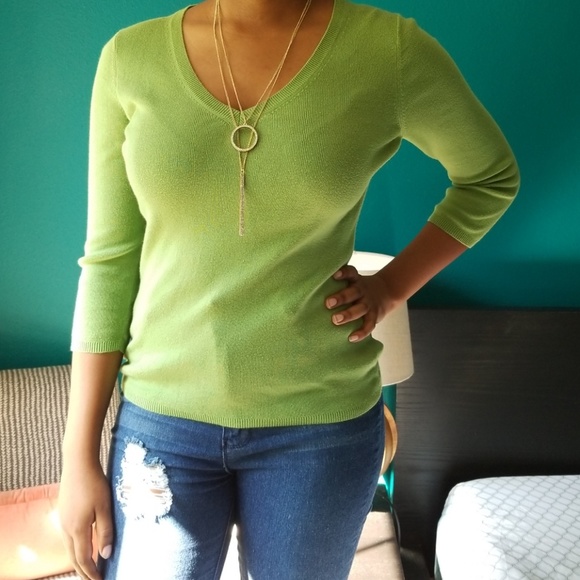 Ann Taylor Sweaters - Ann Taylor LOFT Sweater